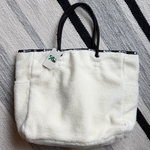 Hello Kitty 50th Anniversary Le Sportsac Large Tote Bag NEW NWT - Picture 4 of 5